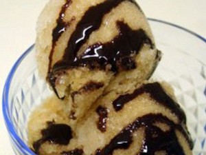 Nyam..nyam.. Oishii Desu! Es Krim Rasa Kecap