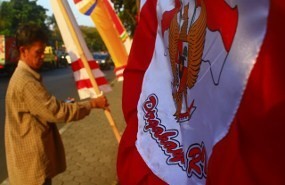 Pedagang Bendera Merah Putih Mulai Menjamur