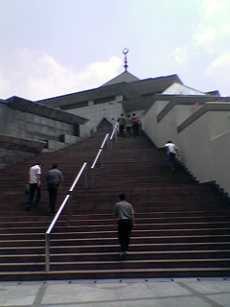 Masjid Bimantara, Masjid Megah di Menara Kebon Sirih