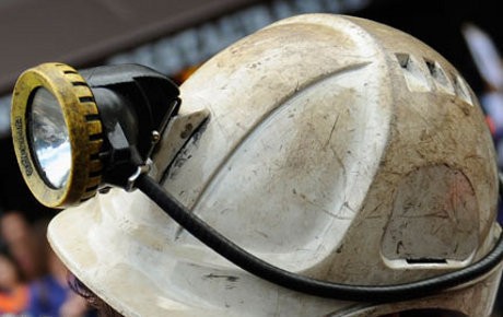 450 Pekerja China Terjebak di Terowongan yang Digenangi Banjir