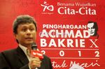 Penuh Kontroversi, Bakrie Award Tetap Digelar