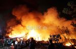 Isak Tangis dan Putus Asa Korban Kebakaran