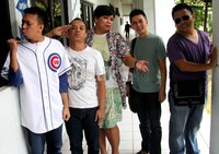 Gaya casual Project Pop saat memeriahkan acara DahSyat, Kebon Jeruk, Jakarta Barat, Selasa (7/8/2012). (Gusmun/detikHot).