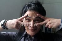 Pose imut Yosi Project Pop. (Gusmun/detikHot).