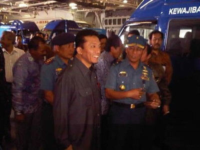 Menkominfo Kirim 64 Mobil Layanan Internet