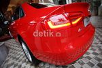 Audi A4 Meluncur