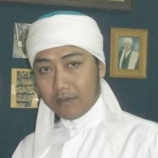 Kang Rey Goretkan Kisah Hidupnya Dalam Sebuah Buku