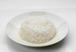 Nasi yang Tak Terlalu Lengket Masih Aman Buat Penderita Diabetes