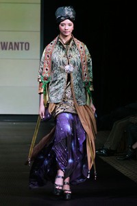 Deden Siswanto Fashion Week Special Ramadhan 2012. Plaza Indonesia Function Hall lantai 2. Jakarta. [Foto: Mohammad Abduh/Wolipop]