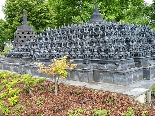 Ada Borobudur dan Prambanan di Austria!
