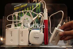 Panasonic Luncurkan Portable Charger