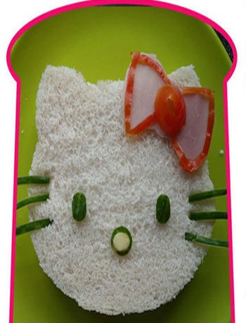Wouw.. Ada Sandwich Hello Kitty dan Badut Buat Bekal Si Kecil!