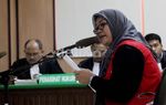 Afriyani Baca Pledoi Sambil Sesenggukan