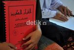 Tunanetra Isi Ramadan dengan Tadarus Alquran