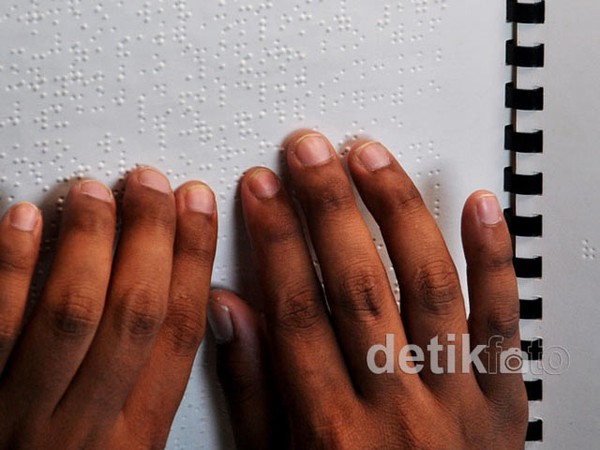 Tunanetra Isi Ramadan dengan Tadarus Alquran