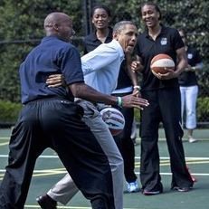 Bintang-Bintang NBA Dukung Dana Kampanye Obama