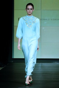 Ronald V. Gaghana Splash & Spring. Plaza Indonesia Fashion Week Special Ramadhan 2012 at Function Hall Plaza Indonesia lantai 2. Jakarta. [Foto: Mohammad Abduh/Wolipop]
