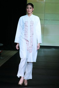 Ronald V. Gaghana Splash & Spring. Plaza Indonesia Fashion Week Special Ramadhan 2012 at Function Hall Plaza Indonesia lantai 2. Jakarta. [Foto: Mohammad Abduh/Wolipop]