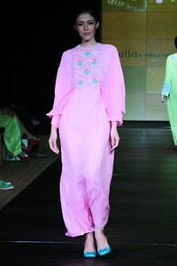 Ronald V. Gaghana Splash & Spring. Plaza Indonesia Fashion Week Special Ramadhan 2012 at Function Hall Plaza Indonesia lantai 2. Jakarta. [Foto: Mohammad Abduh/Wolipop]
