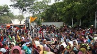 Mogok kerja yang mereka lakukan dikarenakan sistem kerja yang mereka anggap tidak manusiawi yang dilakukan perusahaan.