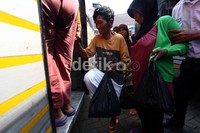 Pemulangan ini dilakukan untuk menyelamatkan para PMKS agar mereka tidak mendapatkan masalah yang lebih besar lagi di Jakarta.