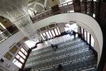 Ini Dia Masjid Mewah Hasil Saweran 7.000 Hakim