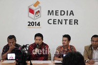 Verifikasi faktual dilakukan tanggal 4 September hingga 26 Oktober. 15 Desember, sudah dapat dipastikan siapa saja parpol yang boleh ikut Pemilu 2014.