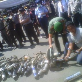 Stoom Lindas Puluhan Knalpot Bising Sitaan Polisi