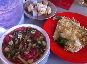 Ngeling-eling Mendoan Anget Kemepul Plus Sroto Sokaraja