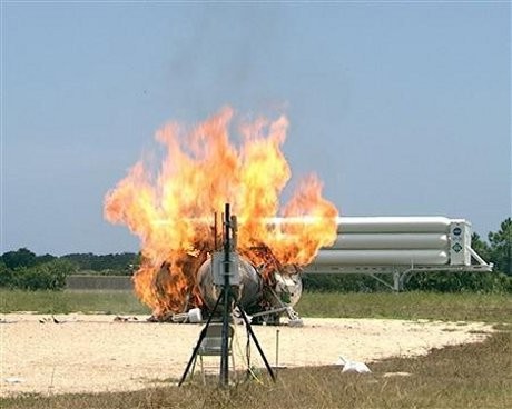 Uji Coba NASA Gagal, Pesawat Pengangkut Kargo ke Bulan Terbakar