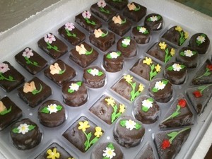 Sajian Lebaran Mewah dan Trendy, Mini Ice Cream Cake