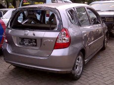 Sopir Honda Jazz Mabuk Ngaku Beli Bir 2 Botol & Serempet 2 Motor