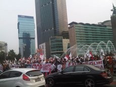 Massa PKS Aksi Damai untuk Rohingya & Suriah di Bundaran HI