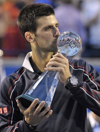 Kemenangan ini diraih Djokovic, sepekan setelah kegagalan di Olimpiade London 2012. REUTERS/Mike Cassese.