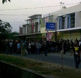 Diduga Rebutan Lahan Parkir, Dua Kelompok Pemuda Terlibat Tawuran