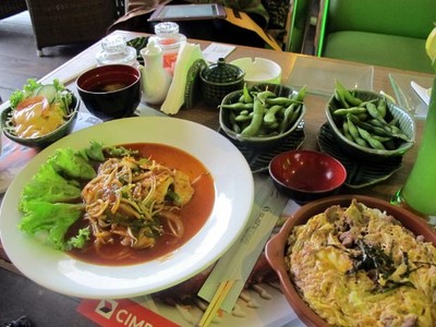 Berbuka dengan Fusion Sushi a la Sushimise