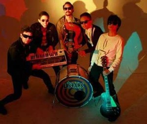 The Upstairs Rilis Video Musik Single Terbaru, Sekelebat Menghilang