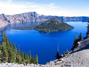 6 Danau Paling Jernih di Dunia