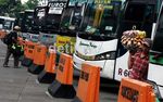 Terminal Kampung Rambutan Sepi Pemudik