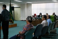 Para saksi disumpah sebelum memberikan kesaksian. (Ramses/detikcom).