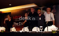 Konser yang dipromotori oleh Loud Production menjanjikan satu sajian konser yang berbeda dari segi tata panggung, cahaya dan sound system yang sangat apik.