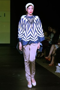 Barli Asmara Plaza Indonesia Fashion Week Special Ramadhan 2012. at Function Hall lantai 2. Jakarta. [Foto: Mohammad Abduh/Wolipop]