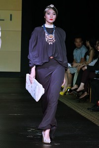 Barli Asmara Plaza Indonesia Fashion Week Special Ramadhan 2012. at Function Hall lantai 2. Jakarta. [Foto: Mohammad Abduh/Wolipop]