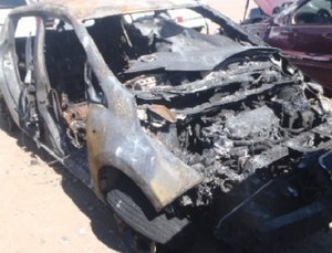 Ajaib! Mobil Terbakar, Baterai Listrik Nissan LEAF Tetap Utuh