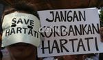 Biksu Berdoa untuk Hartati di KPK