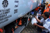 BNI menyediakan 110 armada bus AC eksekutif yang akan mengangkut 6.000 orang.