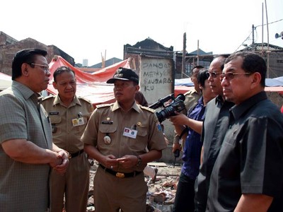 3 Menteri Tinjau Korban Kebakaran Tambora