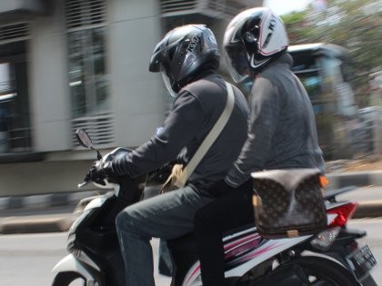 10 Hal yang Salah Saat Kencan Bareng Motor Tercinta