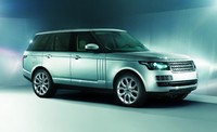 Sebelumnya awak media Inggris dan Jerman hanya berhasil mengabadikan mobil tersebut secara kamuflase sehingga bentuk aslinya tidak begitu terlihat jelas. Kali ini, model Range Rover tampak jelas dengan beberapa perubahan. (dok Range Rover)