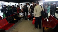 Meski demikian, kondisi arus mudik di Bandara Soekarno-Hatta masih terkendali.